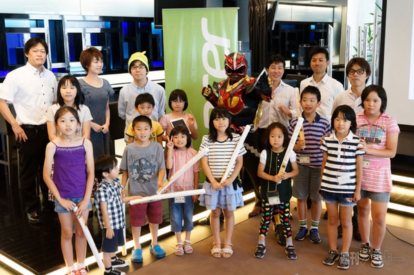 『Acerタブレットで遊ぼう！ 親子で楽しむマンガロイド体験会』