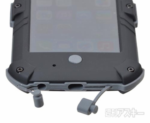 120cmからの落下にも耐えられる　防水&耐ショックケース for iPhone 5/5s