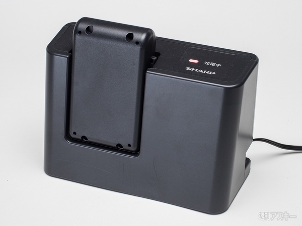 コードレスサイクロン掃除機FREED