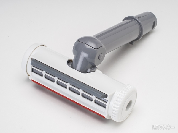 コードレスサイクロン掃除機FREED