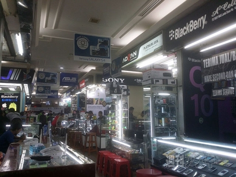 QWERTYキーボード端末