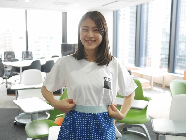 池澤あやか×ASCIIロゴ Tシャツ