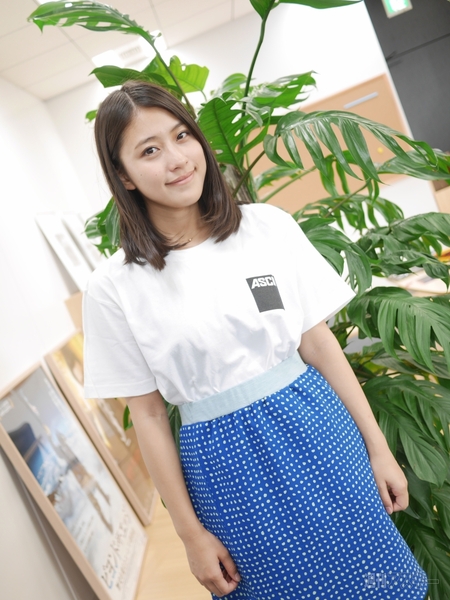 池澤あやか×ASCIIロゴ Tシャツ