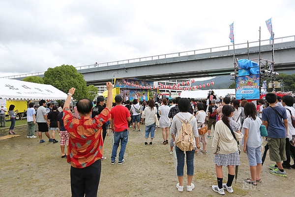 ニコニコ町会議