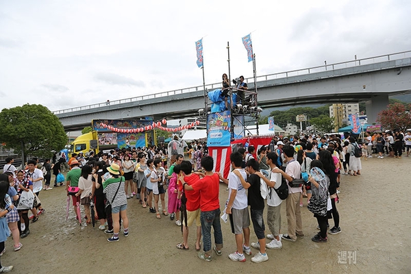 ニコニコ町会議