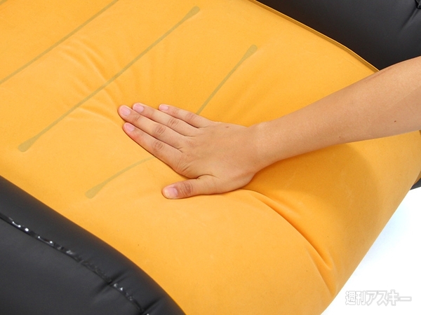 スピーカーソファ