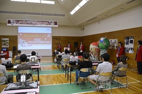 富士通パソコン組み立て教室2014