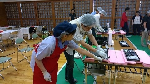 富士通パソコン組み立て教室2014