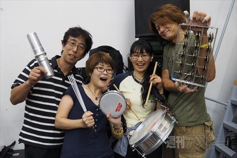 ガンホー・サンバカーニバルチームに密着取材!【その2】 バテリアでアゴゴを叩いちゃいます！