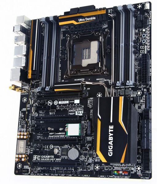 Intel X99 Express搭載マザーボード