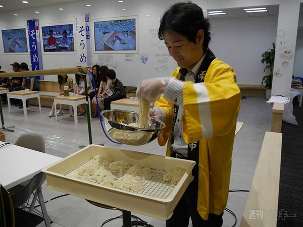 流しそうめん社内コンパ
