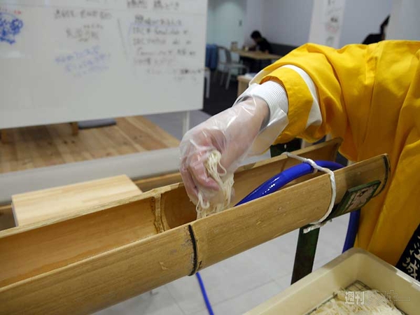 流しそうめん社内コンパ