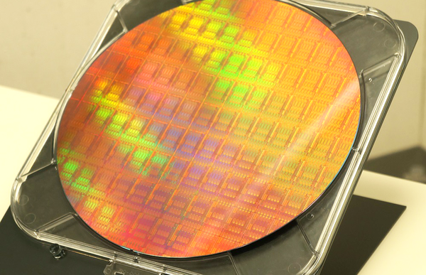 Xeon E5-2600 v3ファミリー