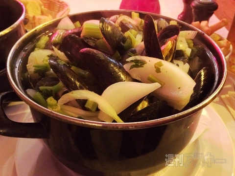 BASEのプリペイドLTEでアントワープを旅する