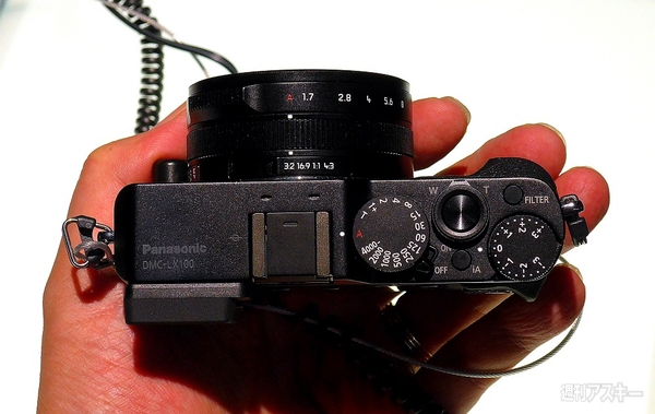 LUMIX LX100