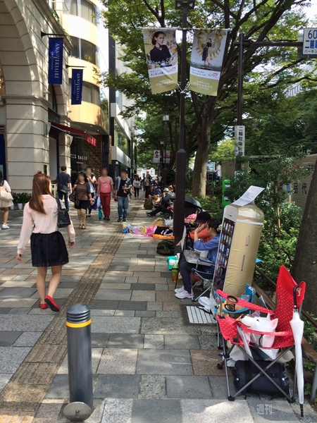 Apple Store表参道行列