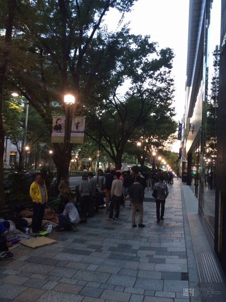 Apple Store表参道行列