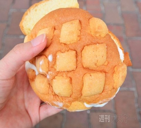 メロンパンアイス