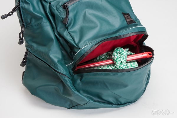 Nomadic撥水デイパック