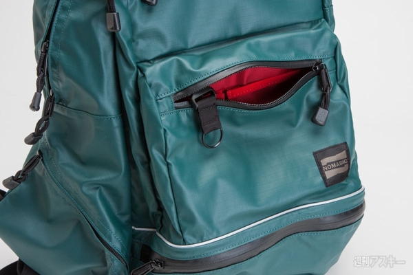 Nomadic撥水デイパック