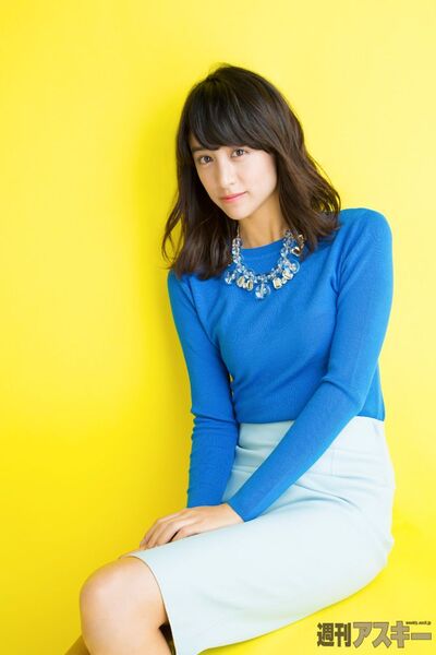 999号表紙の人・山本美月