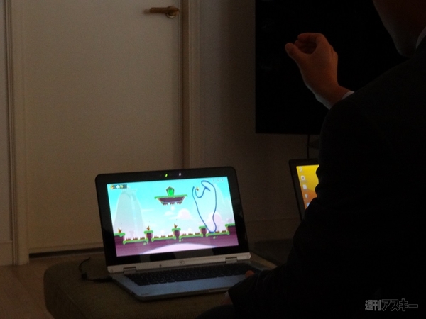 ワイヤレス化を推し進めるインテル RealSense＆Rezenceデモ