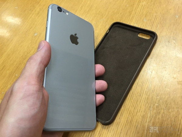 Dラインを隠すガラスプロテクター