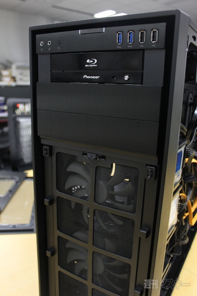 ジサトラプレゼンツ自作PC