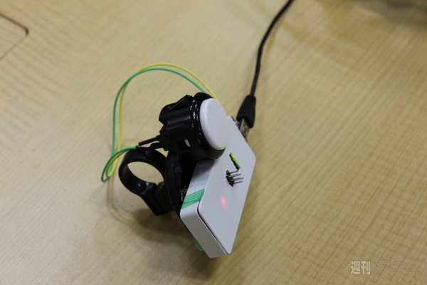 ハッチがOculusのセッティングに挑戦