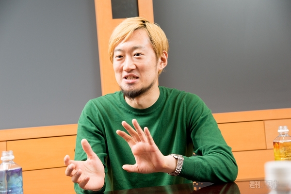 『白猫プロジェクト』：召喚★アプリ神