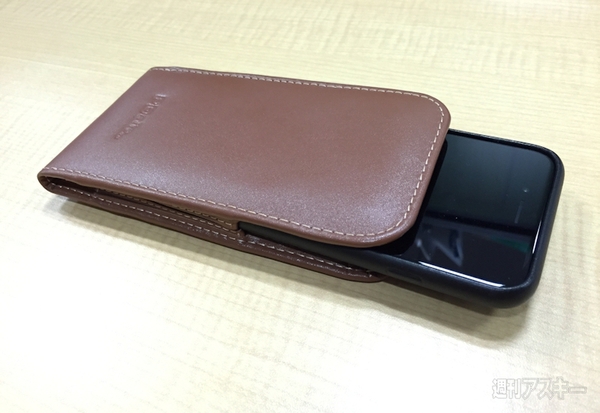 ACCNビザビレザーケース