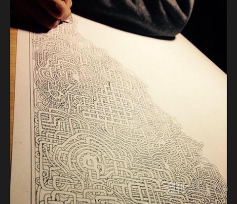 ロボット「Pepper」が家にやってきたときのネコの反応が話題に！ほか。見出しで楽しむネタ6本