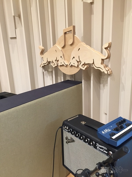 レッドブルオフィス