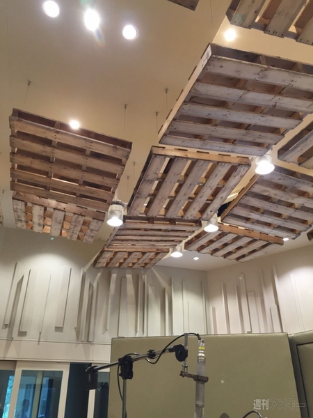 レッドブルオフィス