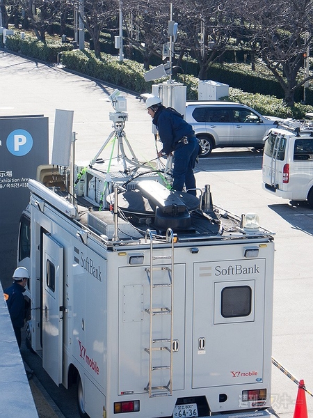 ソフトバンク移動基地局車