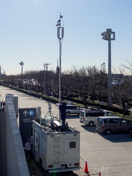 ソフトバンク移動基地局車