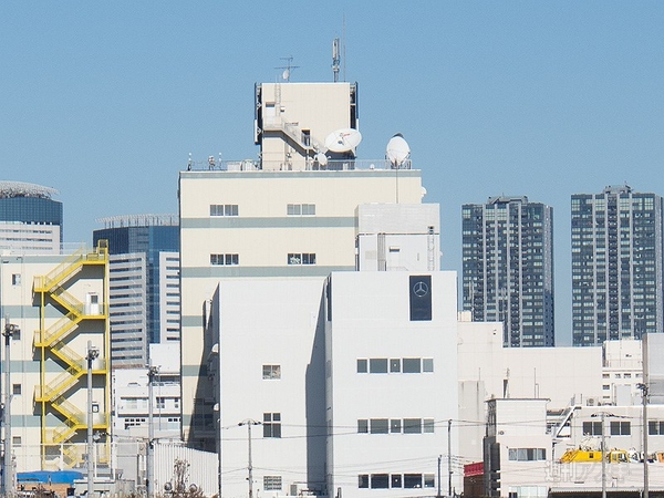 ソフトバンク移動基地局車