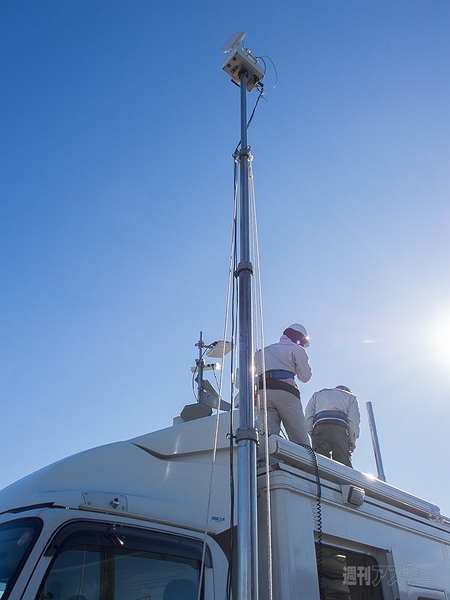 ソフトバンク移動基地局車