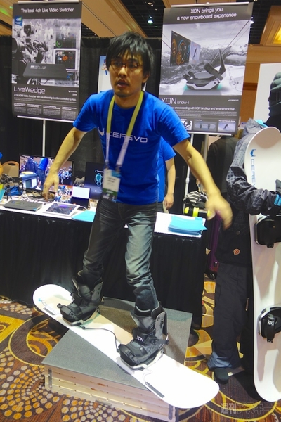 巨大家電ショーCES2015前夜祭は右も左もIoTとスマートホーム、PC1台もなし：CES2015