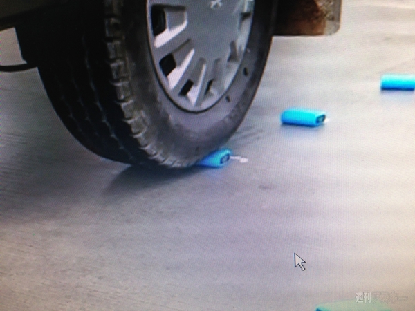 Ingressでストラップ