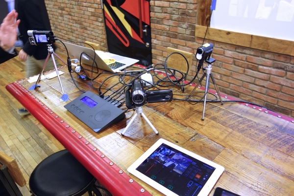 HDスイッチャー搭載10万円切りの生放送機材『LiveWedge』発表会レポート