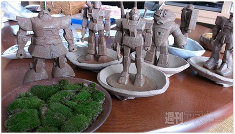 捨てようとした箱が実は宝箱!?70年前の宝塚歌劇団の写真が続々─見出しで楽しむネタ7本