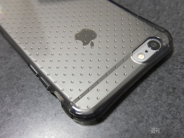 iPhone 6の角を重点的に守るOmakerのケースを試す