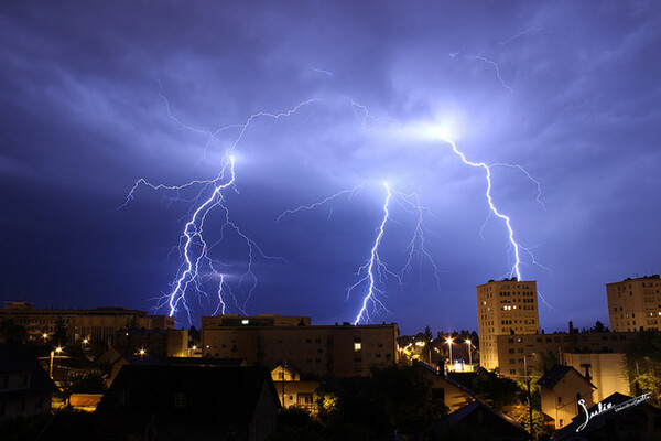 雷を落ちなくする避雷針 がすごすぎて思わず二度見した 落雷抑制システムズの逆転ビジネス 週刊アスキー