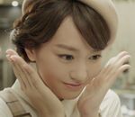 『濃厚チョコブラウニー』の「キャラメル味」登場！女優、桐谷美玲も笑顔