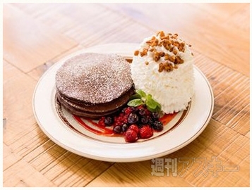 Eggs’n Things（エッグスンシングス）にて新作『チョコレートミルクパンケーキ』など限定発売：今日は何の日