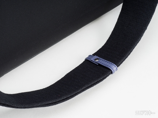 ひらくPCバッグ