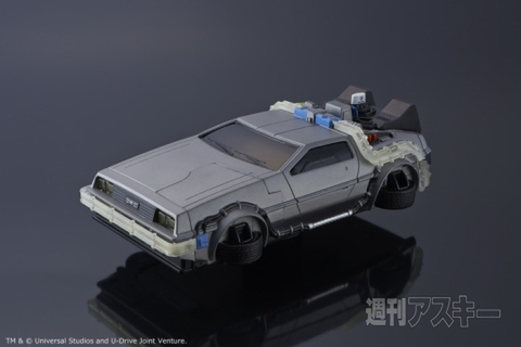 BTTF2の2015年仕様デロリアンが完成！iPhone6用ケースとしてな