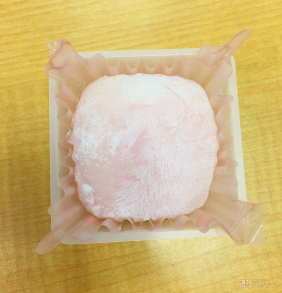 桃レアチーズ大福