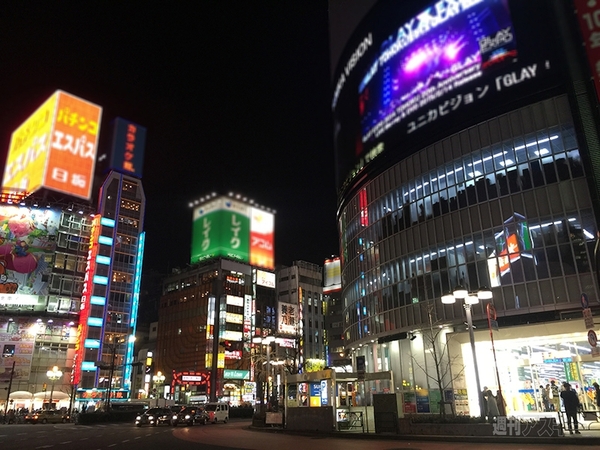 いま店員の言いなりになると買うことになるスマホは？